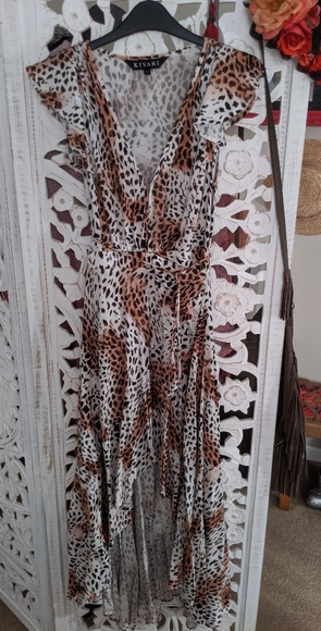 Kivari Dress Collection - Picture 3 of 7